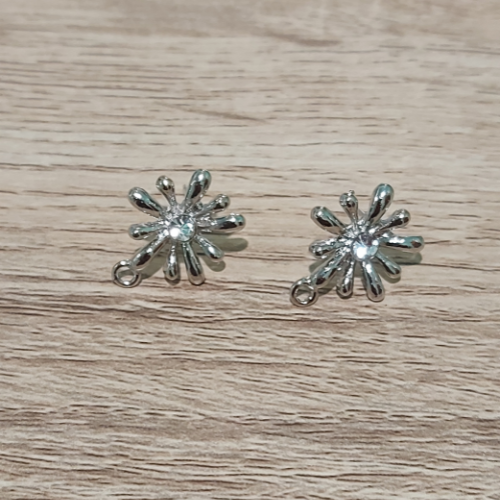 Silver flower pattern jewellery findings