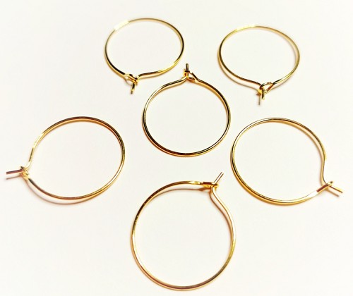 20mm Gold Round Earrings 20 Pieces